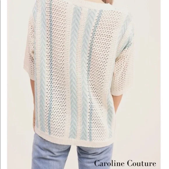 🍀LAST ONE🍀🎉HOST PICK🎉Open weave short sleeve sweater - Picture 3 of 4